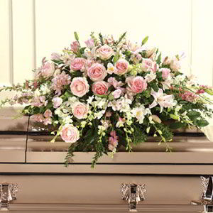 Cedar Knolls Florist | Elegant Casket Cover
