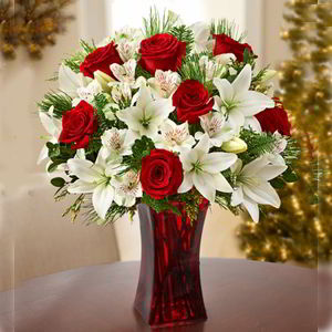 Cedar Knolls Florist | Christmas Vase