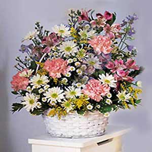 Cedar Knolls Florist | Pastel Basket