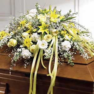 Cedar Knolls Florist | Lovely Casket Spray